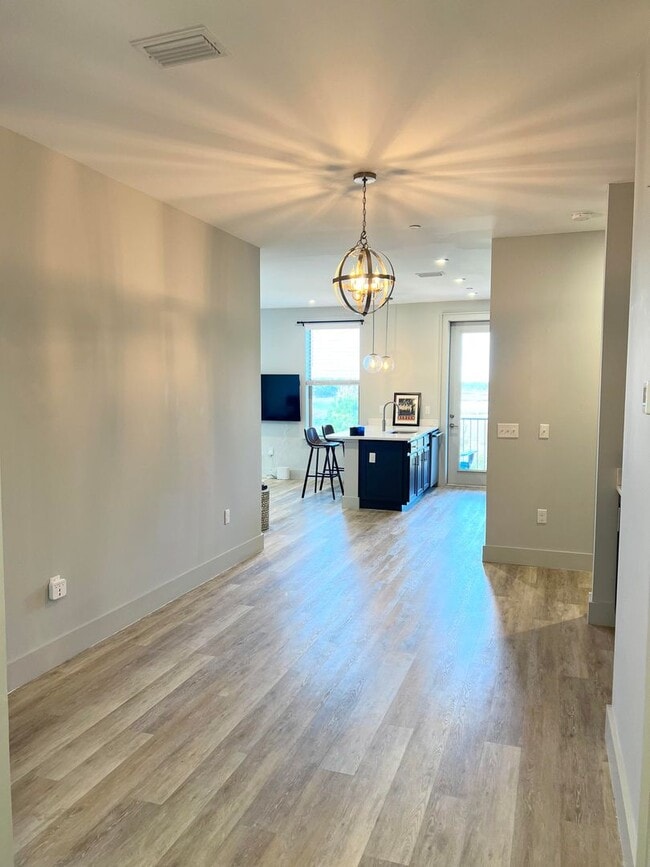 Building Photo - 2501 Bienville Blvd