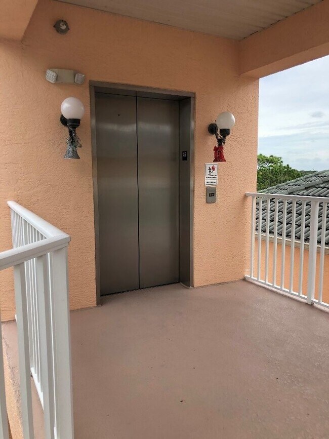 Foto del edificio - NEW PRICE! Venice, FL 3BR/2BA/1CG Seasonal Rental in Courtyards of Gondola Park