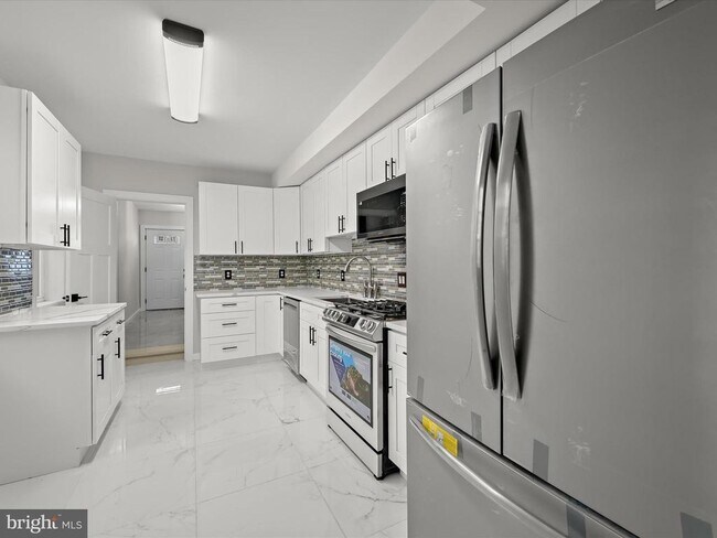 Foto del edificio - 1015 S Kenwood Ave