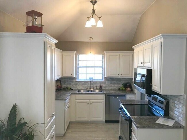 Foto del edificio - 1701 NW 176th Terrace