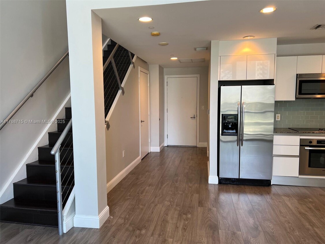 Foto principal - 1050 Brickell Ave