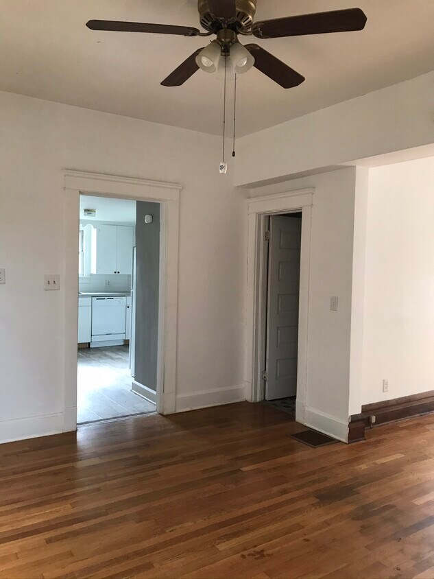 Primary Photo - 222 N 5th St