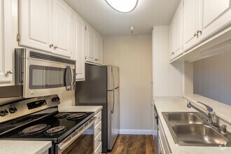 1 BR, 1 BA - 620 SF - Montecito Point