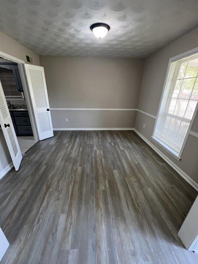 Building Photo - 5159 Longmeadow Cove