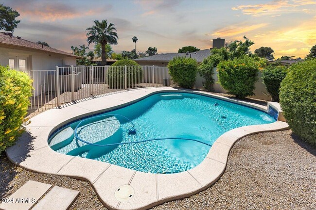 Foto del edificio - 8362 E Vía De Encanto