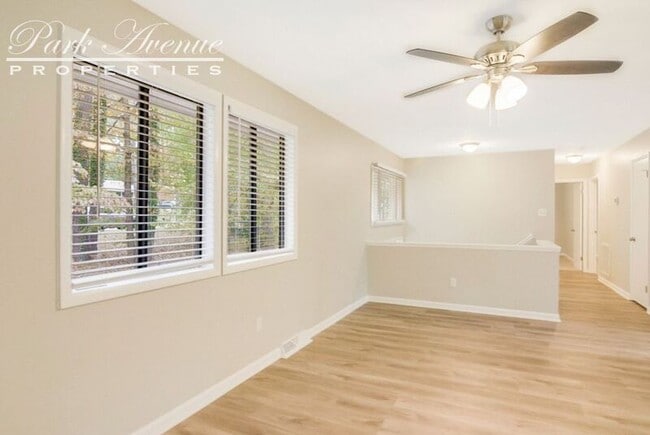 7812 Haymarket Ln - 4