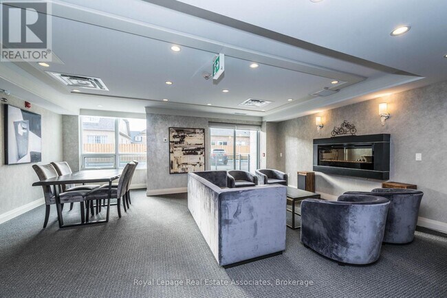 Building Photo - 40 Via Rosedale