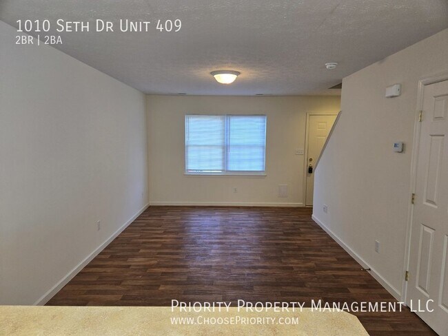 Building Photo - 2BR 1.5BA Townhouse, Staunton
