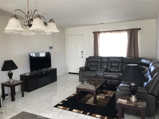 Foto del edificio - 5213 Split Rock Ave