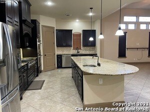 Foto del edificio - 5923 Dewdrop Ln