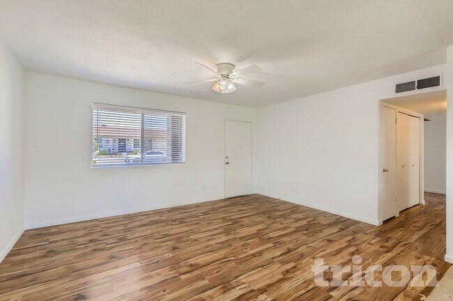 Foto del edificio - 17834 N 9th Ave