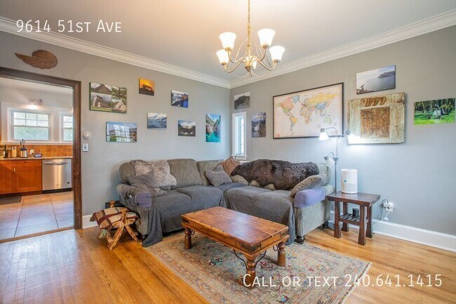 Building Photo - 9614 51st Ave