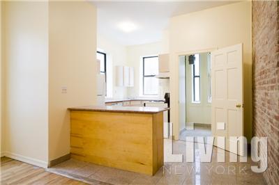 Primary Photo - 147 W 111th St