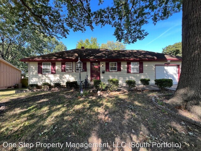 Building Photo - 3 br, 2 bath House - 3400 S. Emery St.