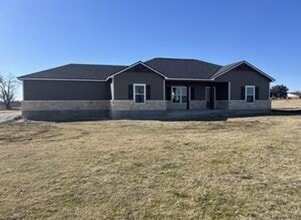 Building Photo - 7912 S Lone Star Pkwy