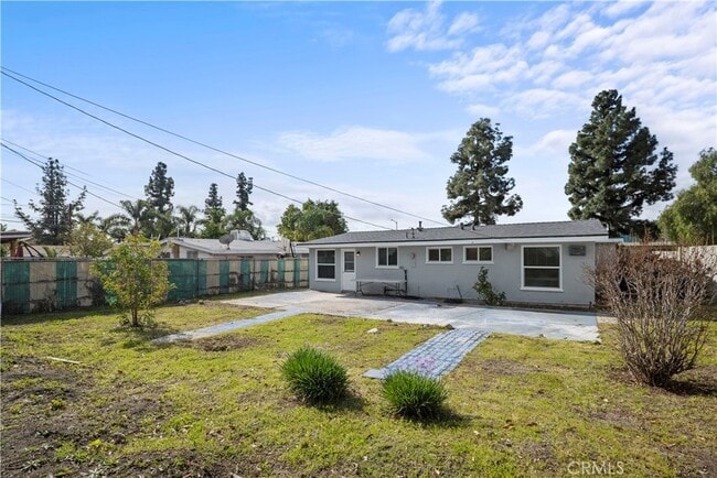 Building Photo - 12052 Bromont Ave