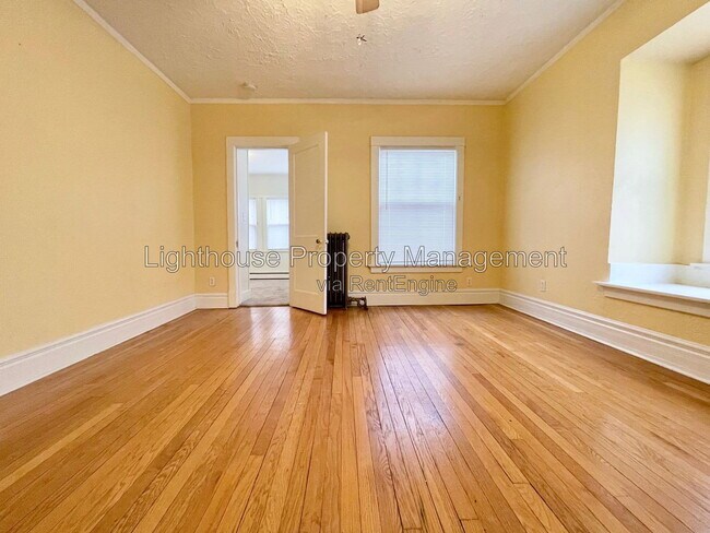 Foto del edificio - 49 Prospect Ave NE