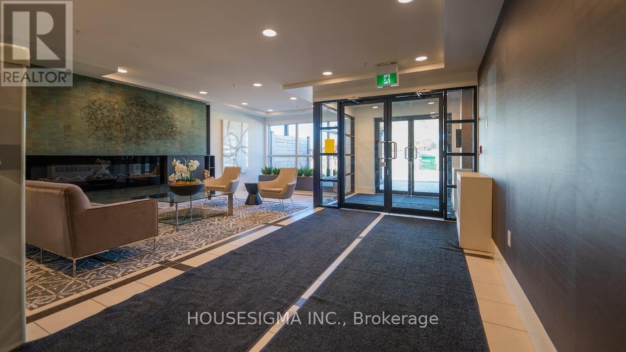 Photo principale - 155-155 St Leger St