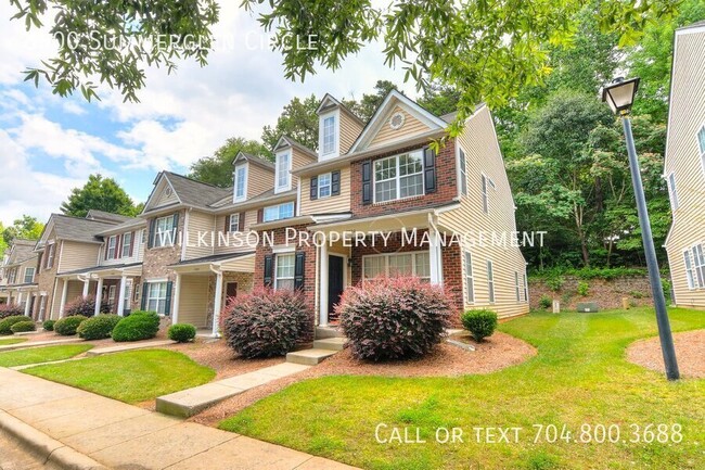 Foto del edificio - 8500 Summer Glen Cir