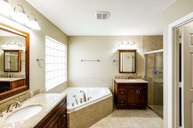 Foto del edificio - 18031 SW 18th St