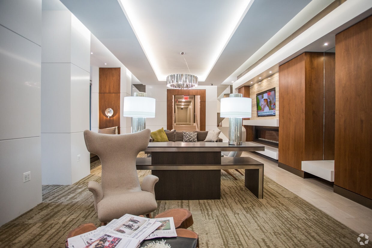 2200 Columbia Pike 2200 Columbia Pike Arlington, VA 22204