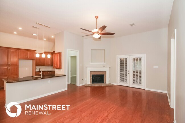 Foto del edificio - 372 Fleets Hill Dr