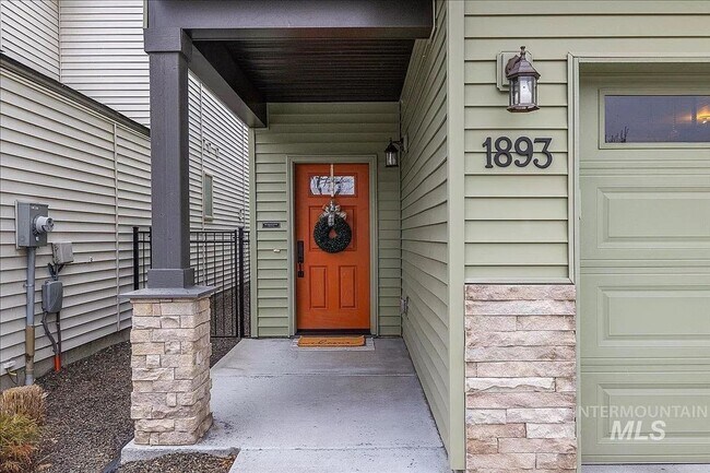 Foto del edificio - Beautiful Meridian Home Featuring 4 Bed, 3...