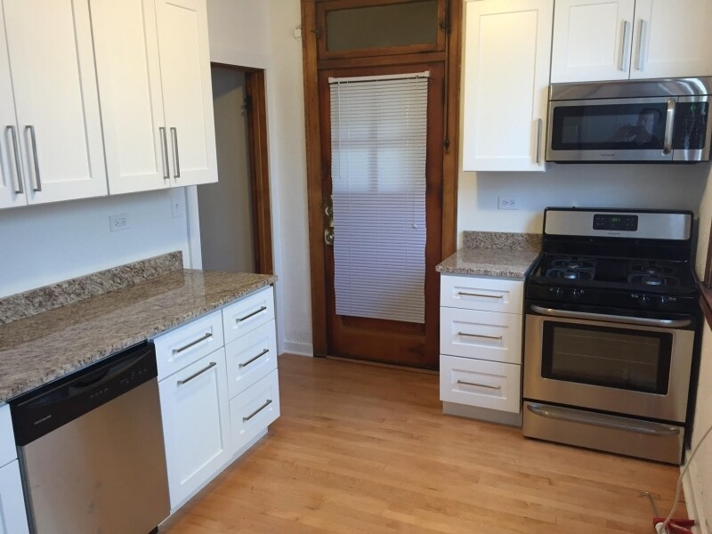 Foto principal - 3400 N Nagle Ave