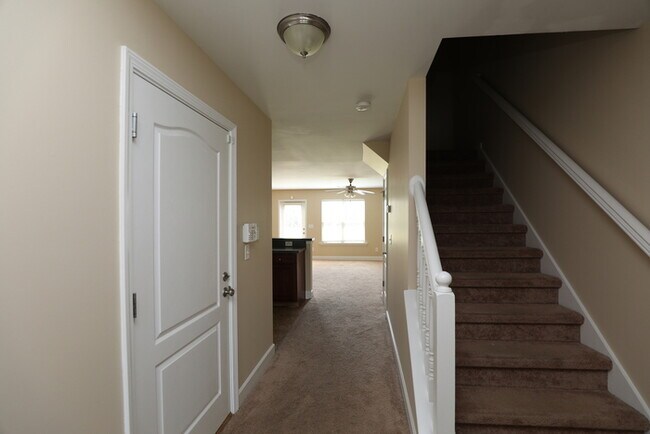 Building Photo - 5238 Carrie Dr