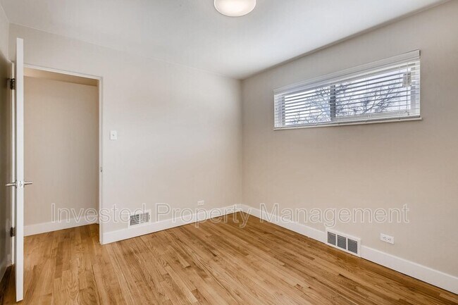 Building Photo - 4247 Shoshone St