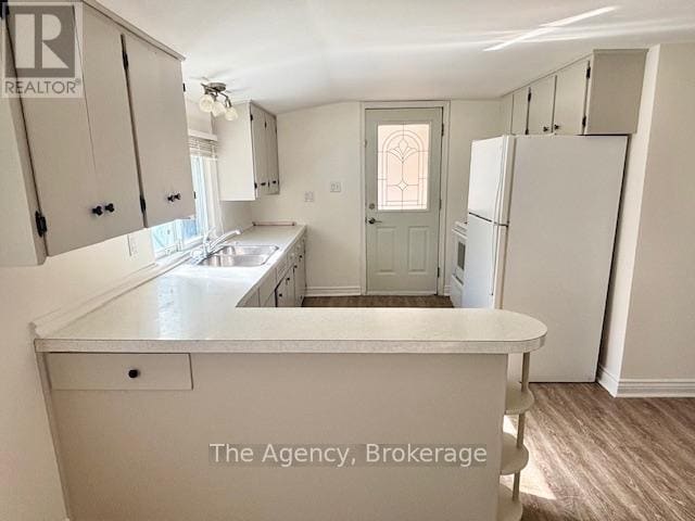 Building Photo - 45 Wellington Rd 124