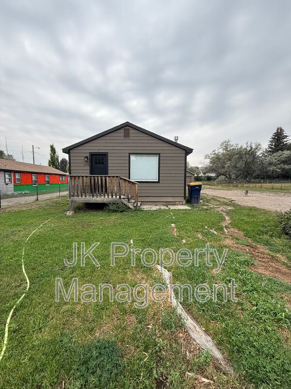 Foto del edificio - 1716 6th St NW