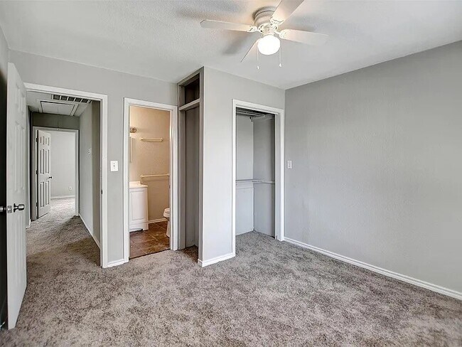 Foto del edificio - 5313 Perry Ave