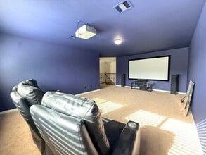 Building Photo - 2814 Ridgeglen Ln