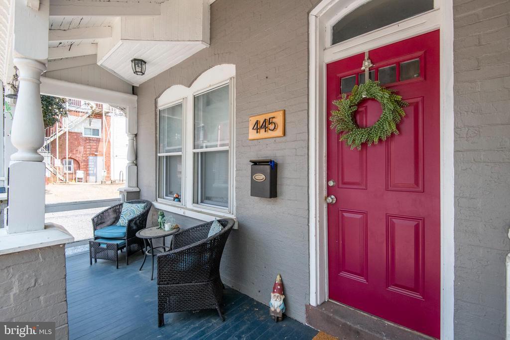 Foto principal - 445 Nevin St