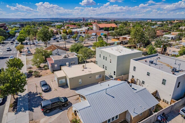 Foto del edificio - 2113 Coal Ave SE