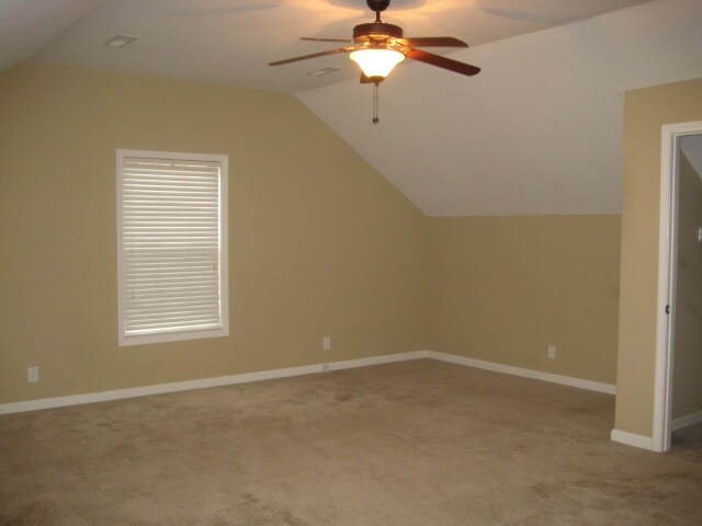 Foto del edificio - 2557 Centerstone Cir