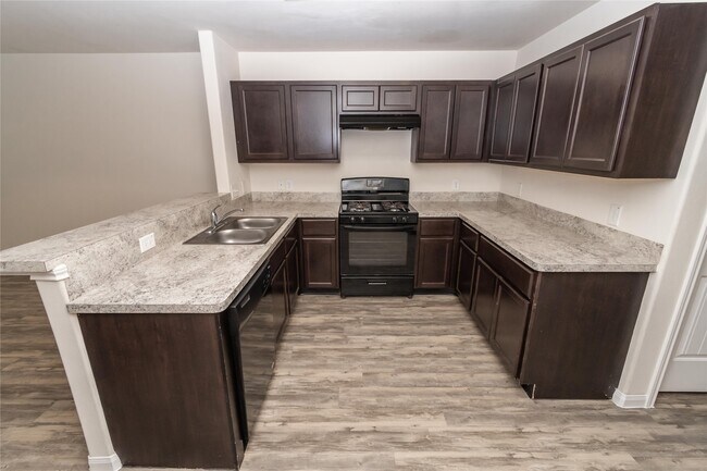 Building Photo - 5619 Plantation Forest Dr