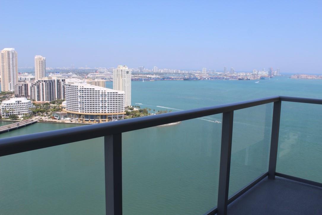 Primary Photo - 1155 Brickell Bay Dr
