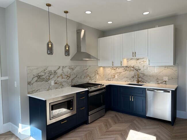 Foto del edificio - 124 Vinton St, 3