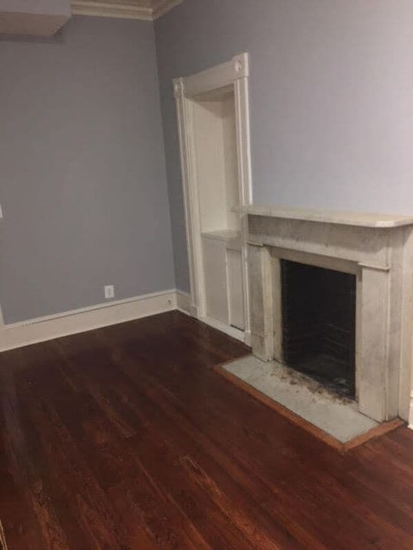 Building Photo - 1118 St Paul St