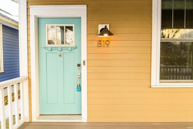 Foto del edificio - 819 S Morton St