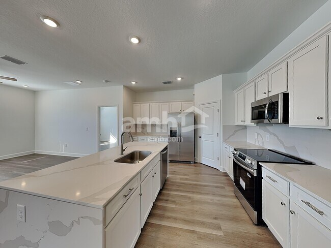 Foto del edificio - 16438 Cheyanne Ct