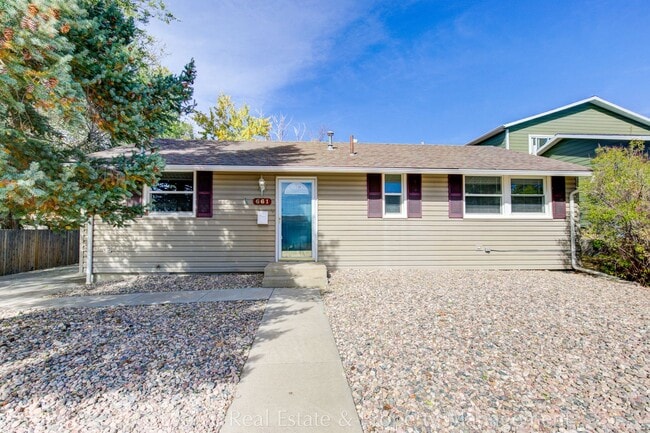 Photo - Evolve Real Estate: Charming Ranch Style Retreat In the Heart of Denver, 15 minutes to Downtown D... House