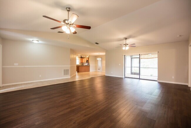 Foto del edificio - 1320 SE 2nd St