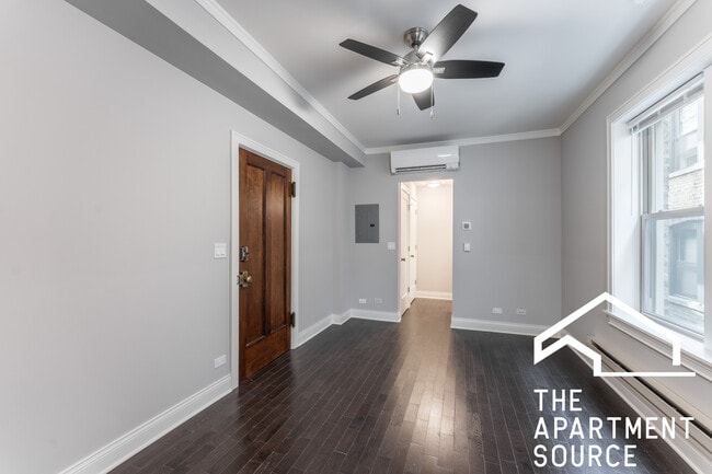 Photo - 640 W Wrightwood Ave Apartment