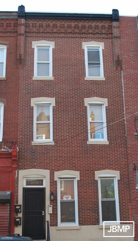 Primary Photo - 3 br, 2 bath Duplex - 2030 N 17TH ST Unit 2