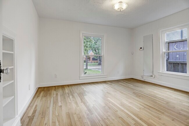 Foto del edificio - 3919 Amherst St