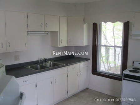 Foto del edificio - 699-701 Main St. Apt-2