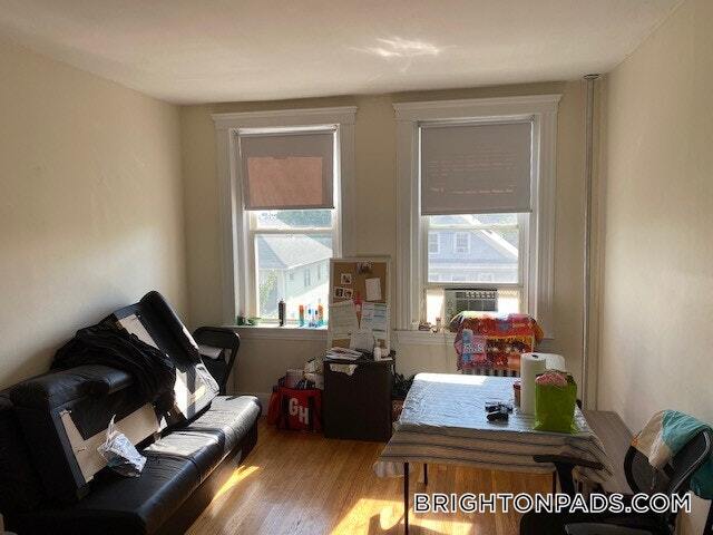 Foto principal - 135 Washington St